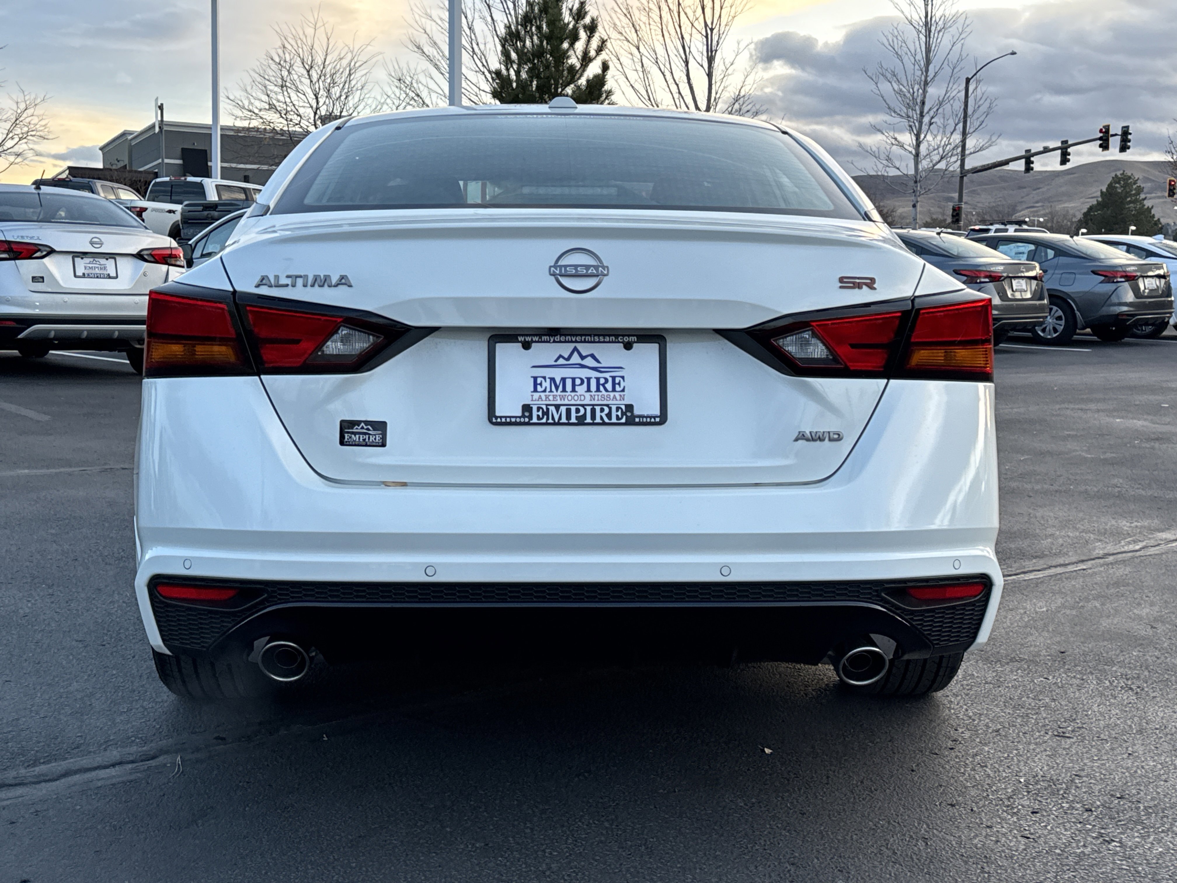 New 2025 Nissan Altima 2.5 SR w/ SR Premium Package AWD/4WD image 6