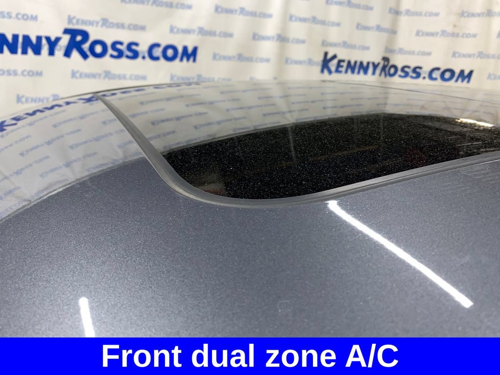 Used 2019 Mercedes-Benz E 300 4MATIC image 10