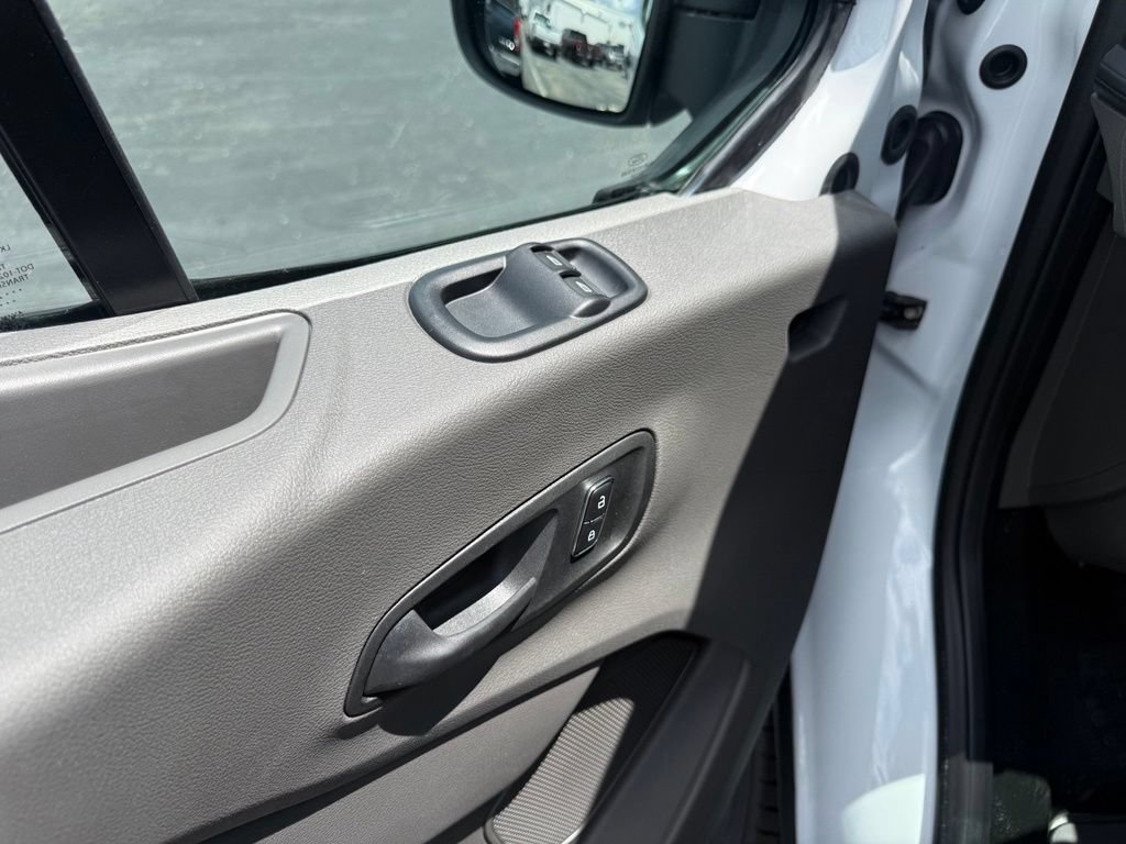 New 2026 Ford Transit 250 Low Roof w/ Load Area Protection Package RWD image 14
