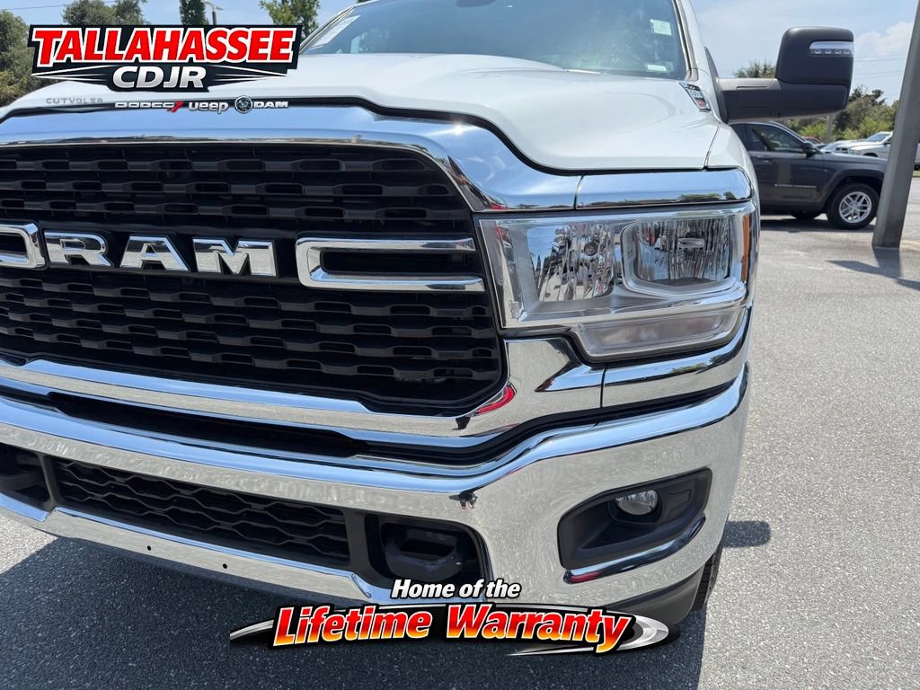 Used 2024 RAM 3500 Big Horn AWD/4WD image 11