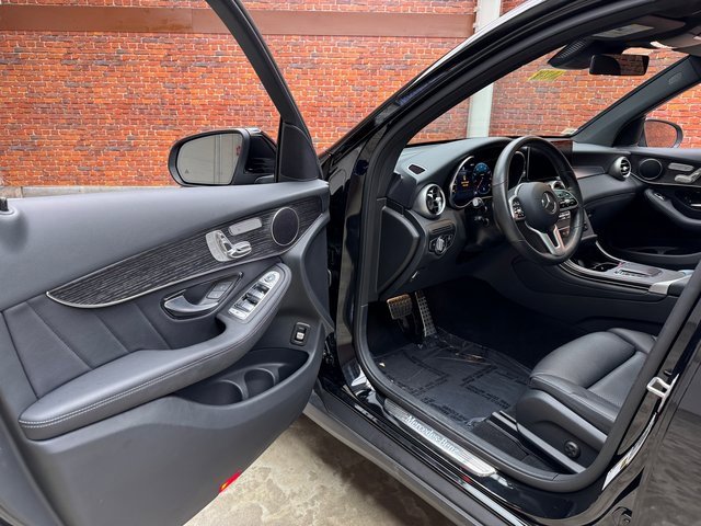Certified 2022 Mercedes-Benz GLC 300 4MATIC image 9