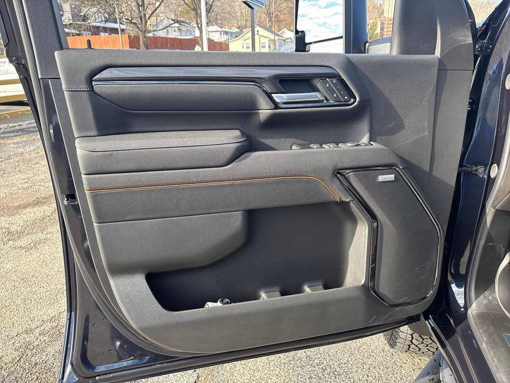 New 2026 GMC Sierra 2500 AT4 image 12