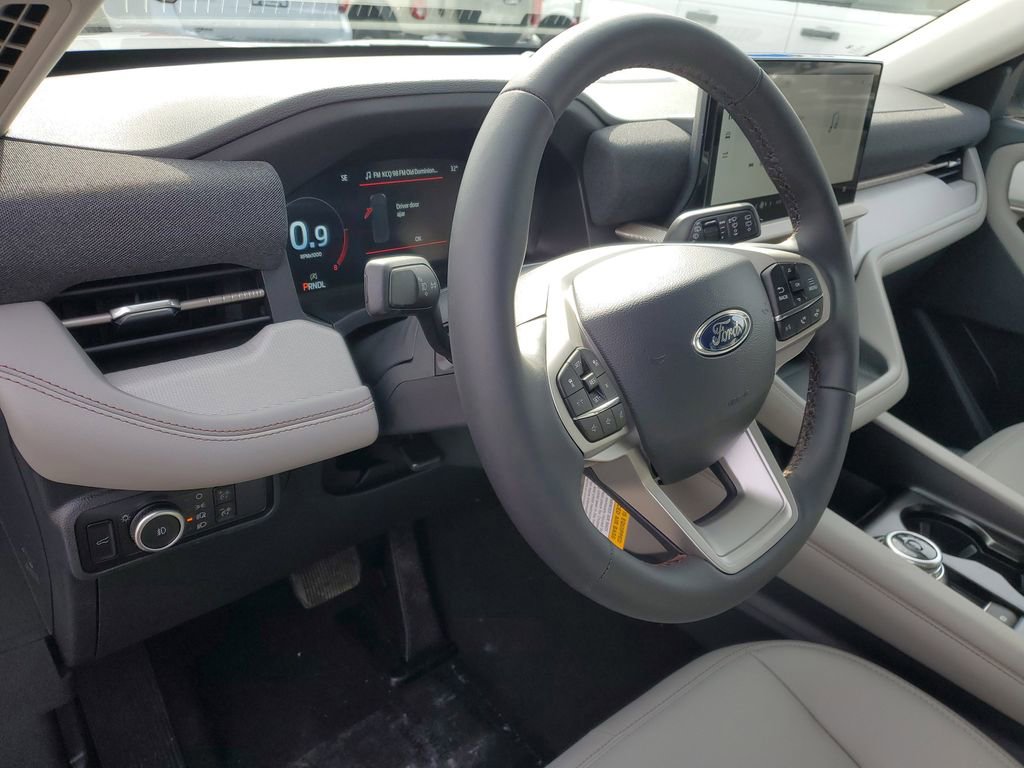 New 2026 Ford Explorer Active w/ Active Comfort Package image 11