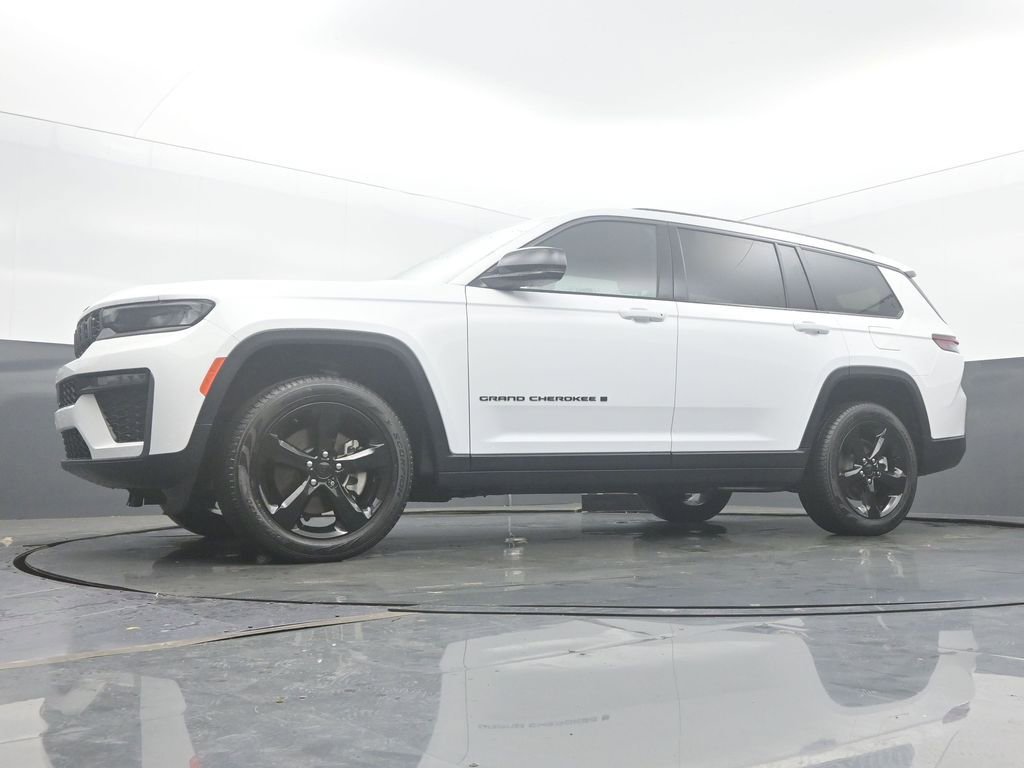 New 2026 Jeep Grand Cherokee L Limited w/ Limited Altitude Package AWD/4WD image 46