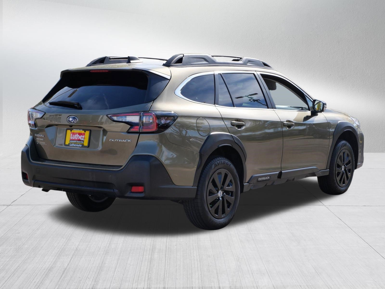 Used 2025 Subaru Outback Premium AWD/4WD image 7
