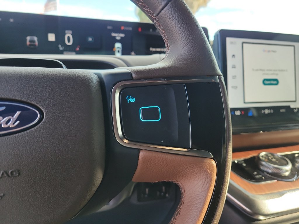 Used 2025 Ford Expedition Max King Ranch AWD/4WD image 18