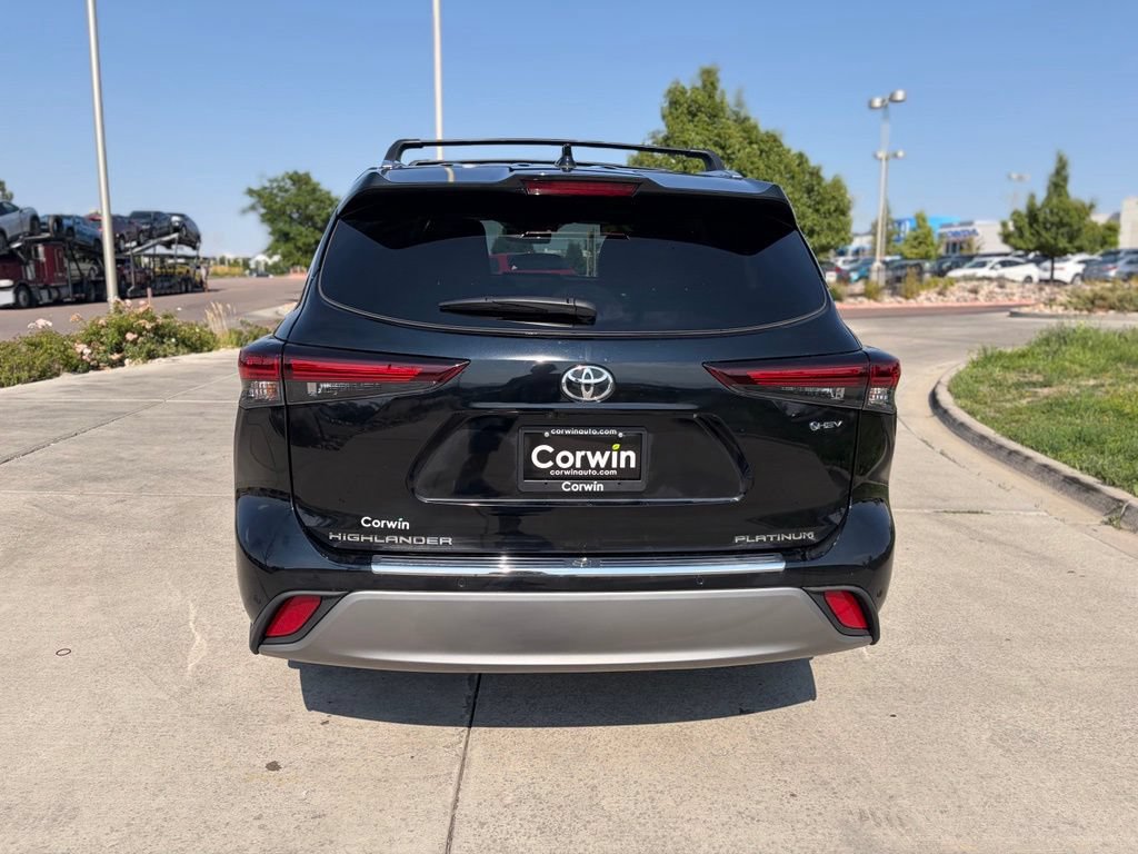 Used 2026 Toyota Highlander Platinum AWD/4WD image 7