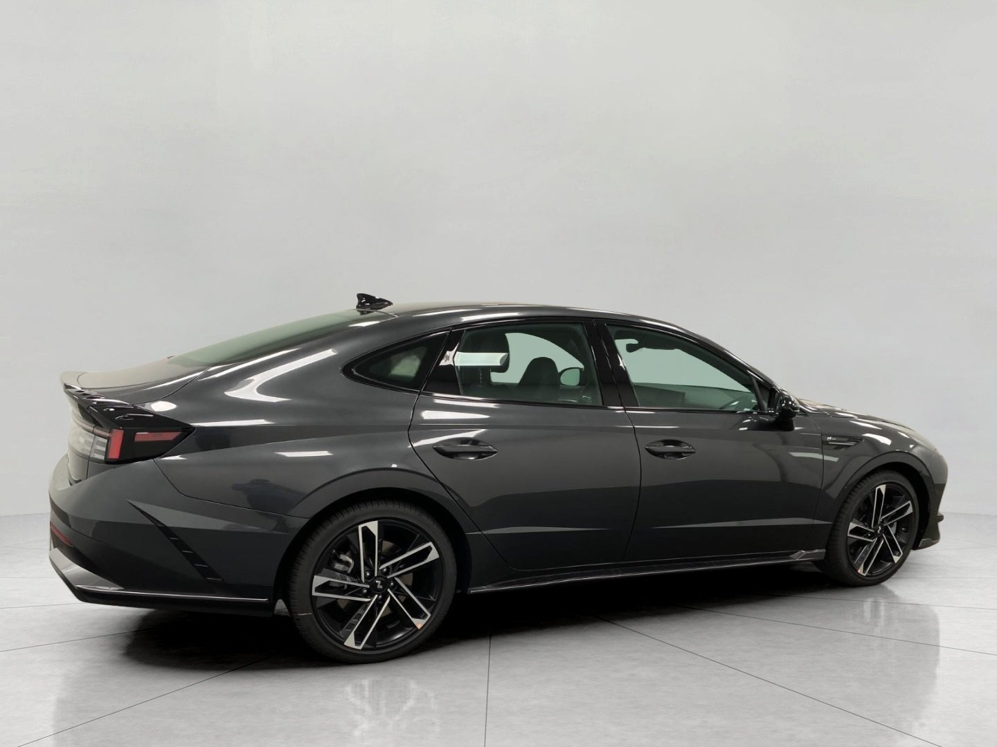 New 2026 Hyundai Sonata N Line FWD image 2