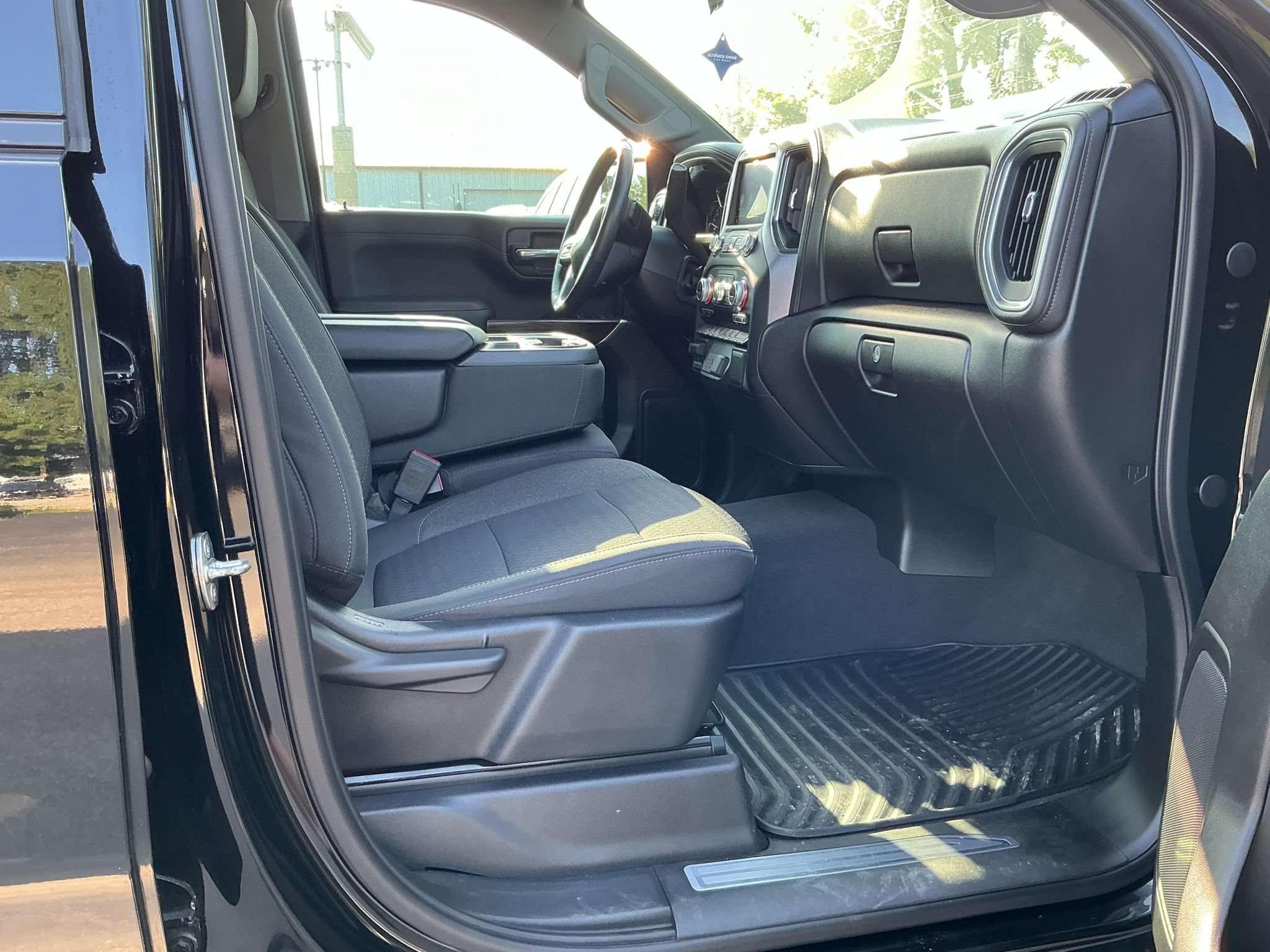 Used 2019 GMC Sierra 1500 Elevation w/ Elevation Value Package AWD/4WD image 6