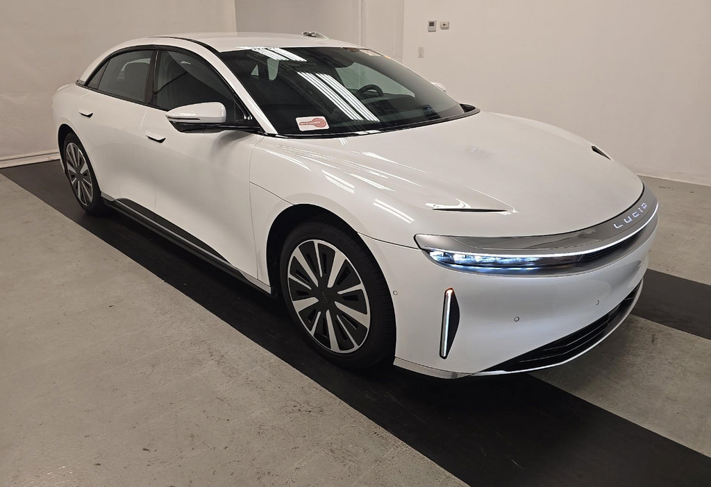 Used 2024 Lucid Air Touring AWD/4WD image 3