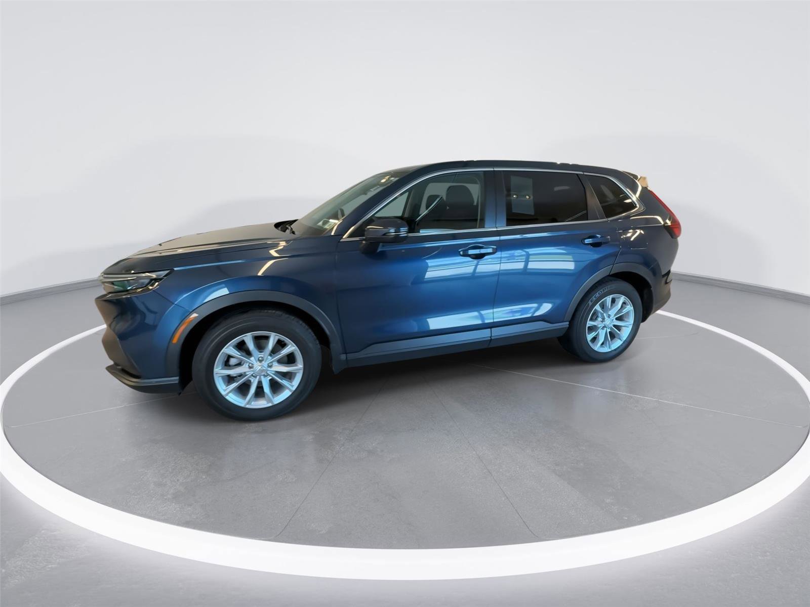 Used 2025 Honda CR-V EX image 4