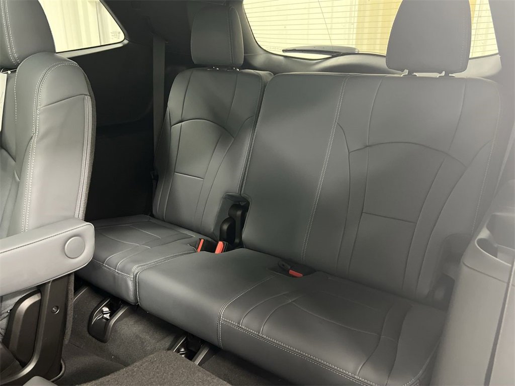 Used 2023 Buick Enclave Essence w/ Experience Buick Package image 29