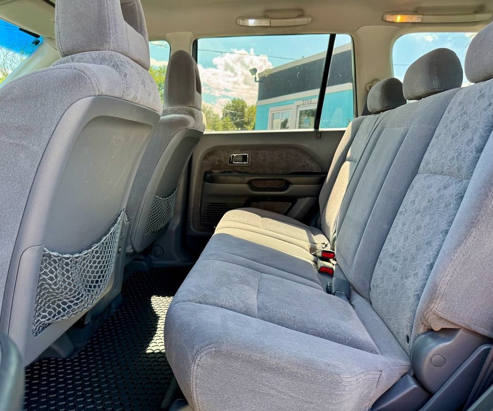Used 2005 Honda Pilot LX image 12