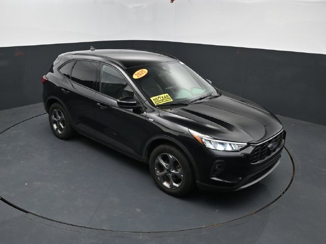 Used 2025 Ford Escape ST-Line Select AWD/4WD image 37