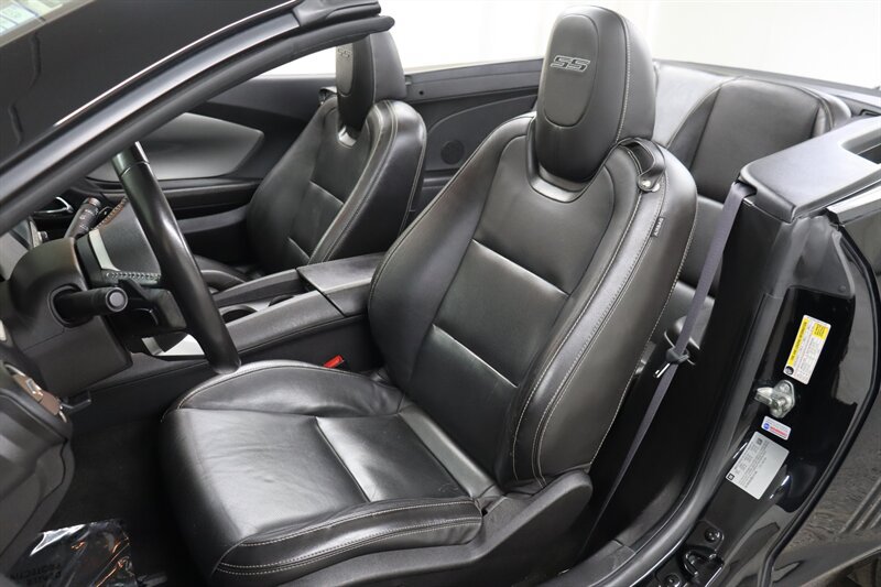 Used 2011 Chevrolet Camaro SS w/ RS Package RWD image 19