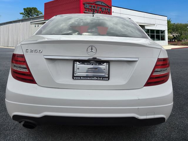 Used 2014 Mercedes-Benz C 250 Sedan image 4
