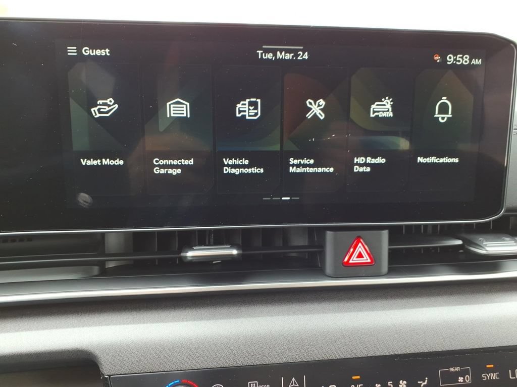 New 2026 Kia Carnival EX FWD image 22