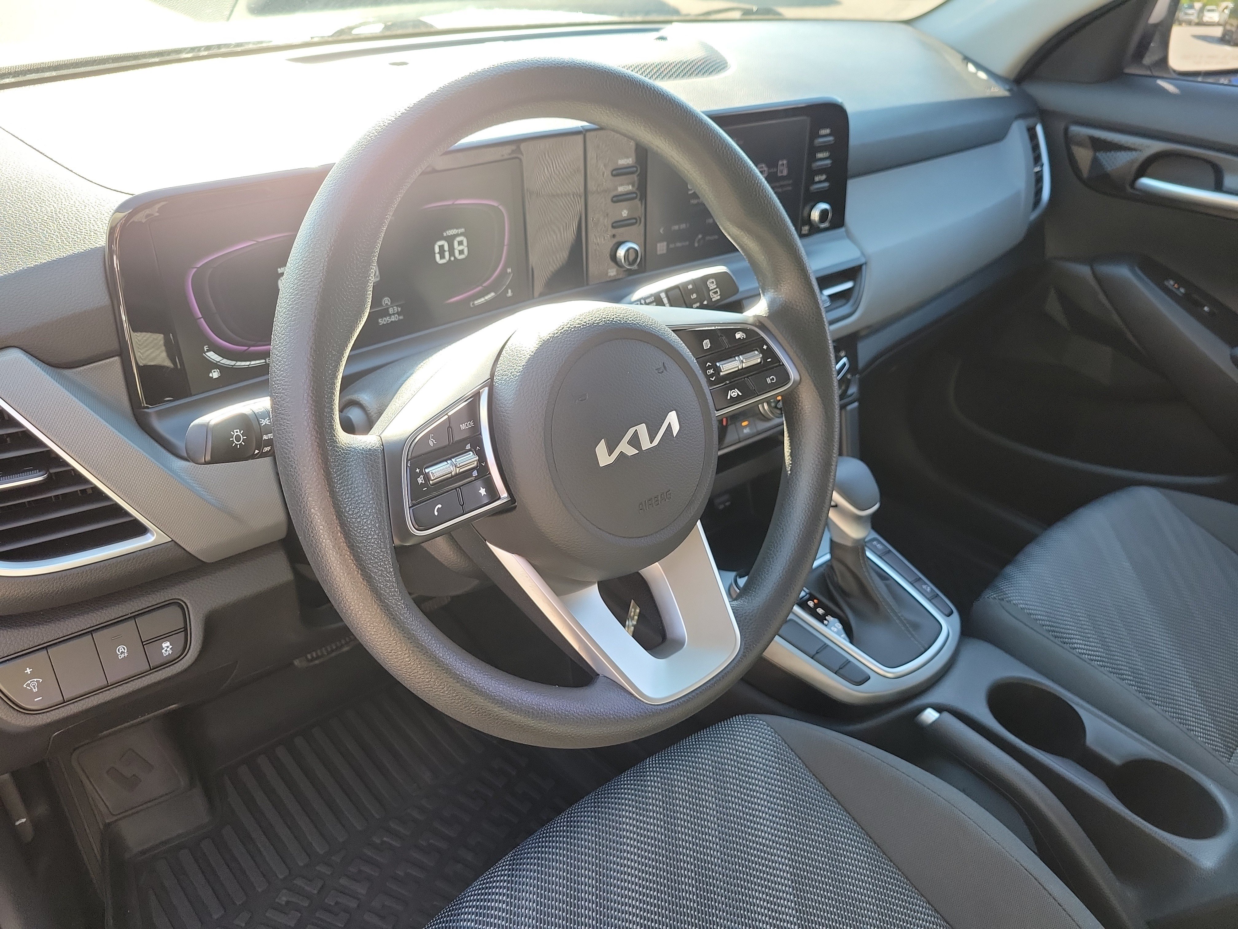 Used 2024 Kia Seltos LX AWD/4WD image 20