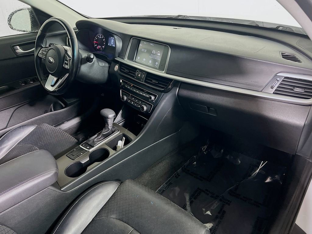 Used 2020 Kia Optima SE image 26