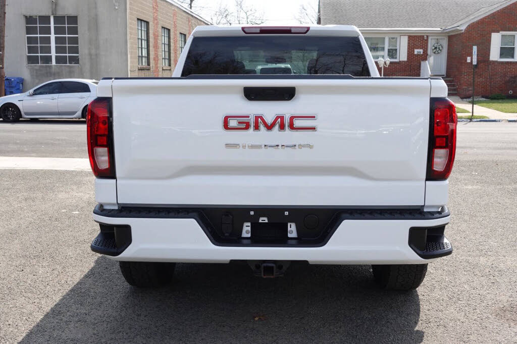 Used 2023 GMC Sierra 1500 Pro w/ Graphite Edition AWD/4WD image 9