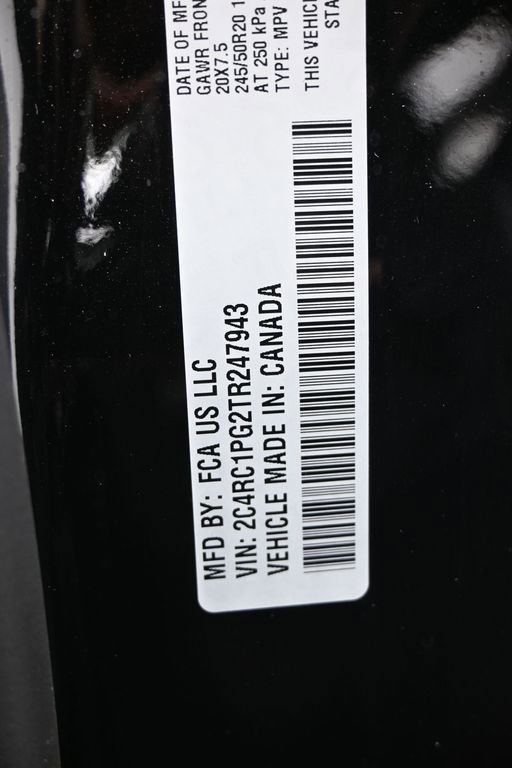 New 2026 Chrysler Pacifica Pinnacle image 27