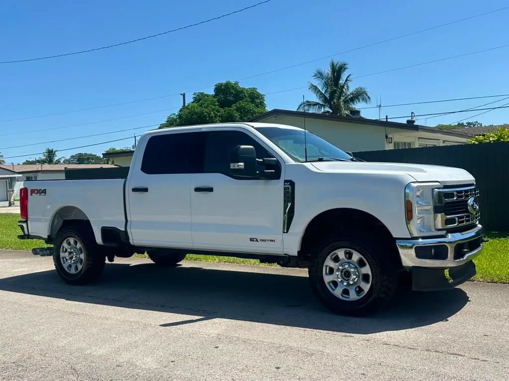 Used 2024 Ford F250 XLT w/ FX4 Off-Road Package AWD/4WD image 3