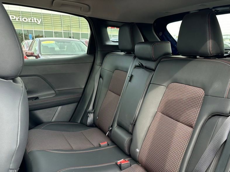 New 2025 Nissan Kicks SR w/ SR Premium Package image 30