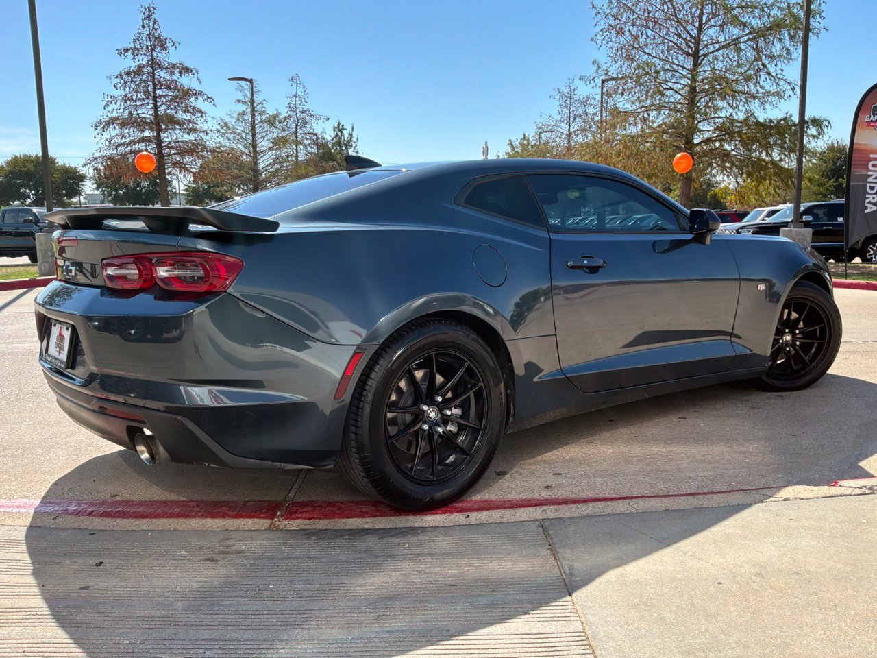 Used 2023 Chevrolet Camaro LT RWD image 6