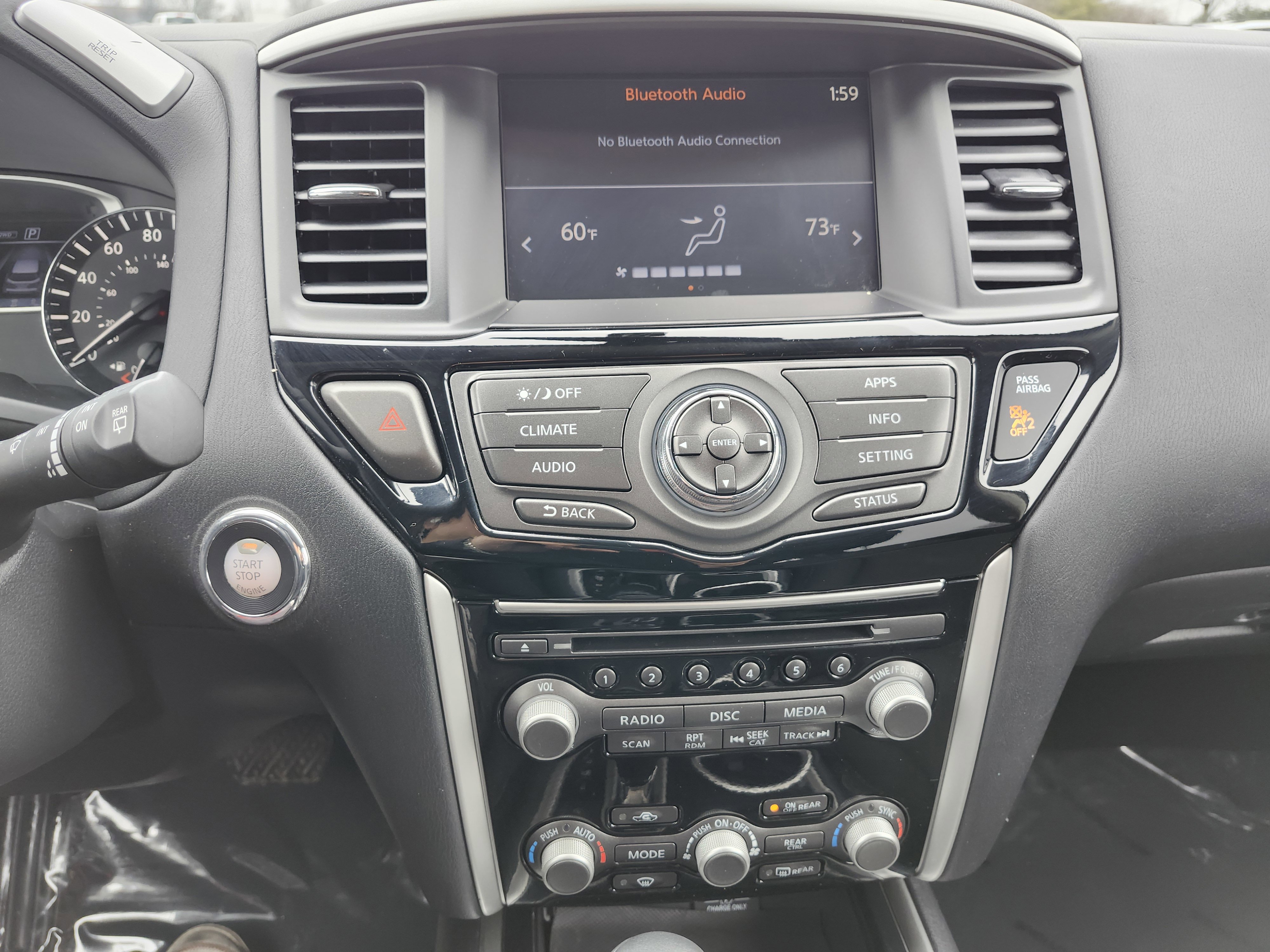 Used 2020 Nissan Pathfinder SV image 25