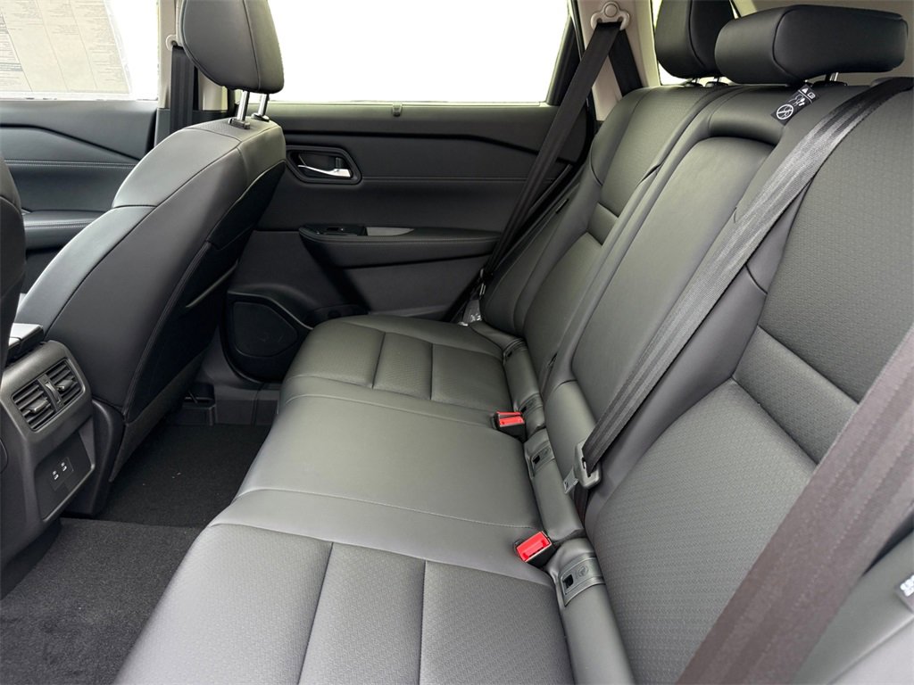 New 2026 Nissan Rogue SV w/ SV Premium Package image 15