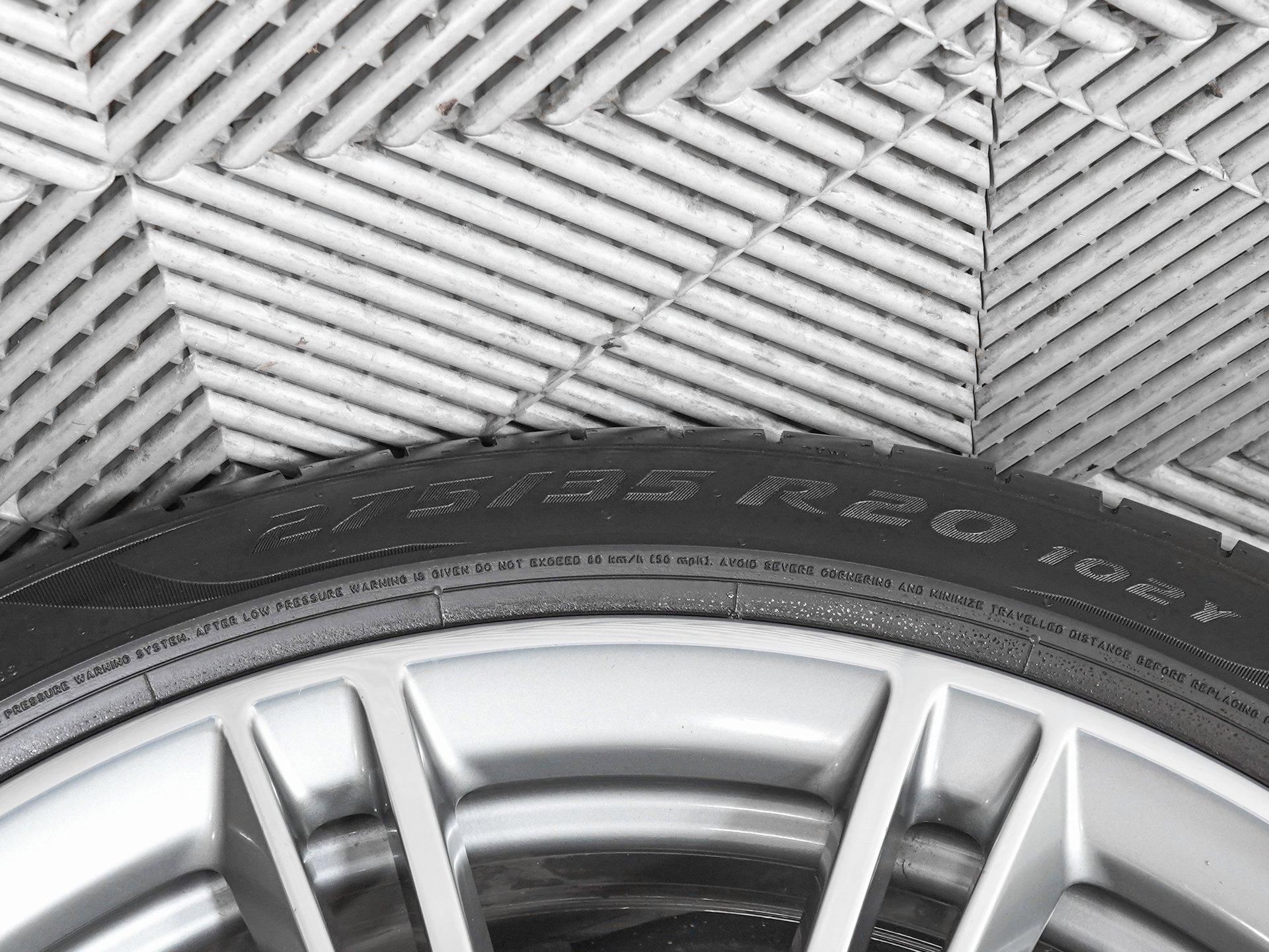 Used 2022 BMW 750i xDrive image 34