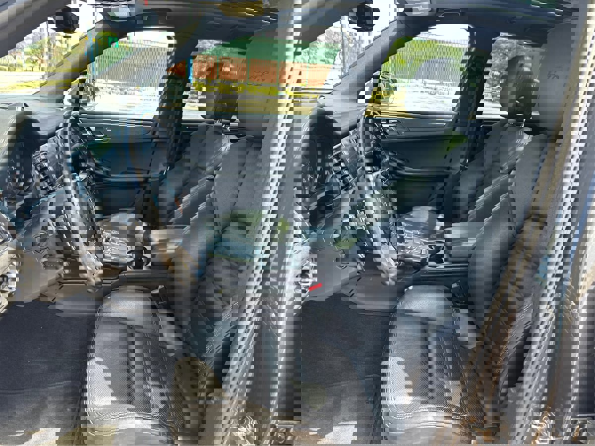 Used 2018 Porsche Macan GTS w/ Premium Package Plus image 10