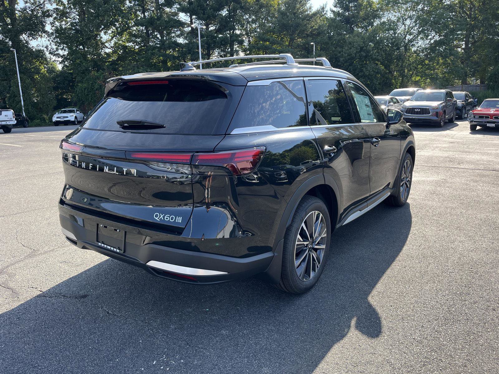 New 2026 INFINITI QX60 Luxe w/ Cargo Package image 3