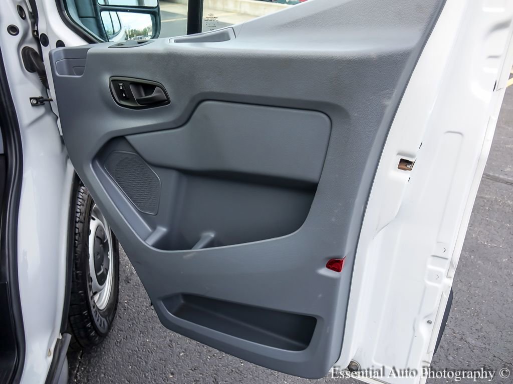 Used 2018 Ford Transit 150 XL RWD image 27