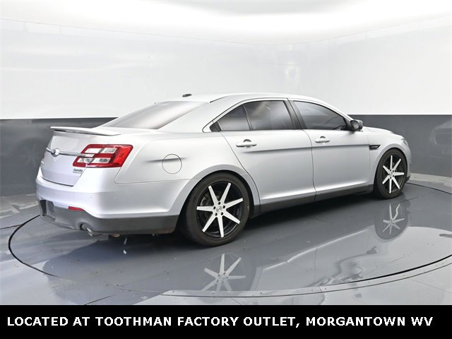 Used 2018 Ford Taurus SHO w/ Driver Assist Package image 24