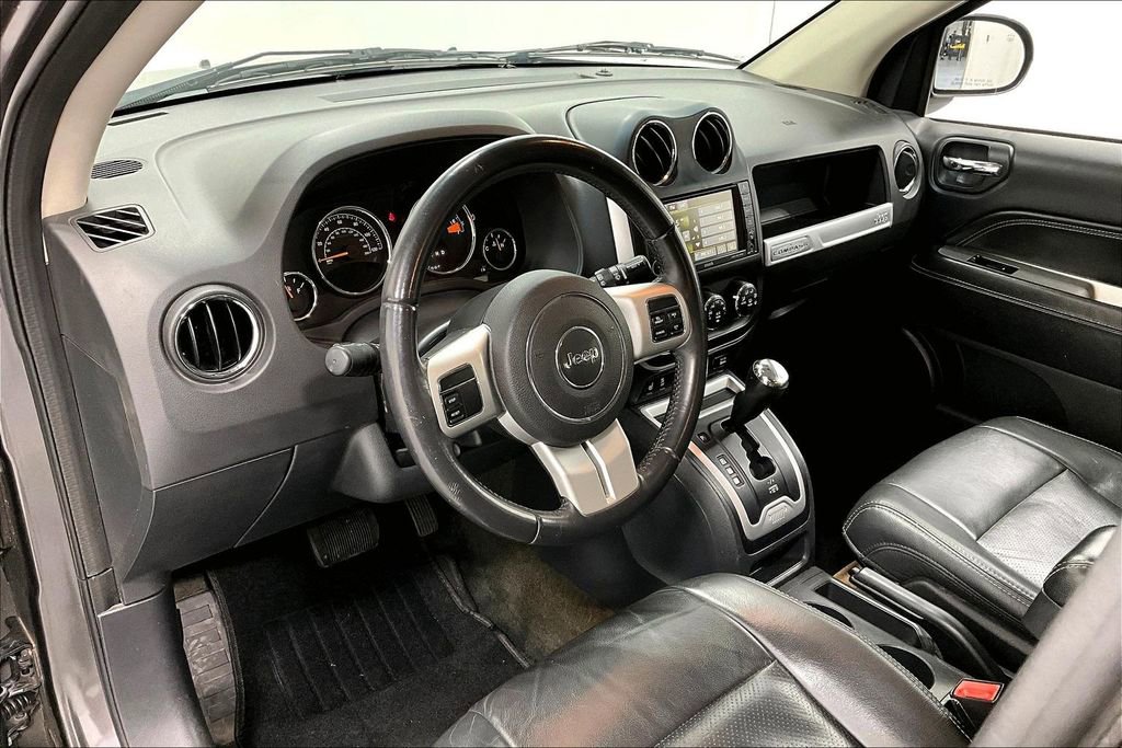 Used 2016 Jeep Compass High Altitude FWD image 16