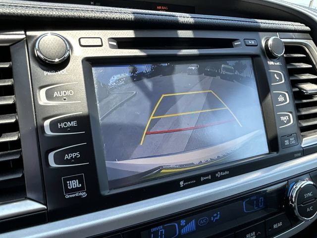 Used 2016 Toyota Highlander Limited Platinum FWD image 27