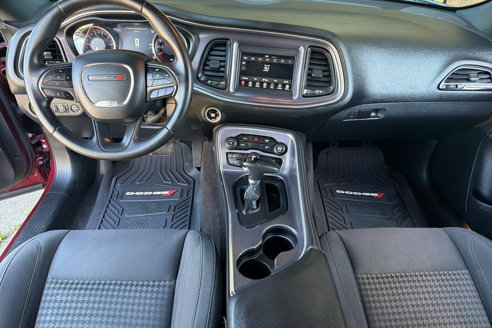 Used 2018 Dodge Challenger SXT RWD image 15