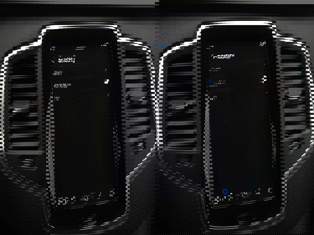 Used 2024 Volvo XC90 B5 Core w/ Climate Package image 45