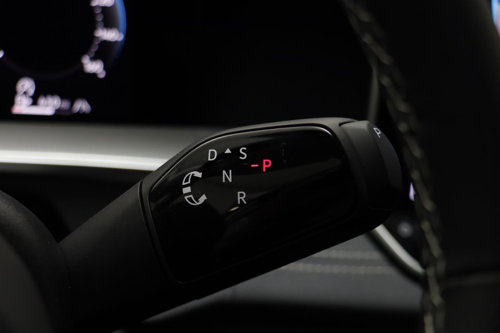 New 2026 Volkswagen Tiguan SE image 11