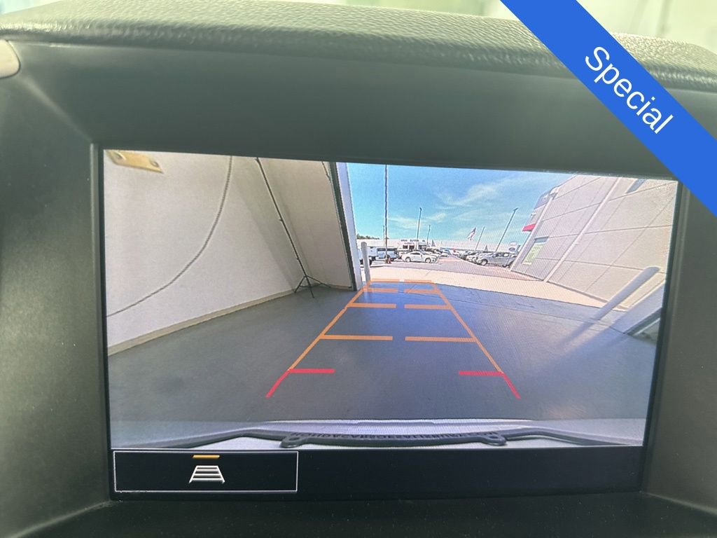 Used 2022 GMC Terrain SLT FWD image 23
