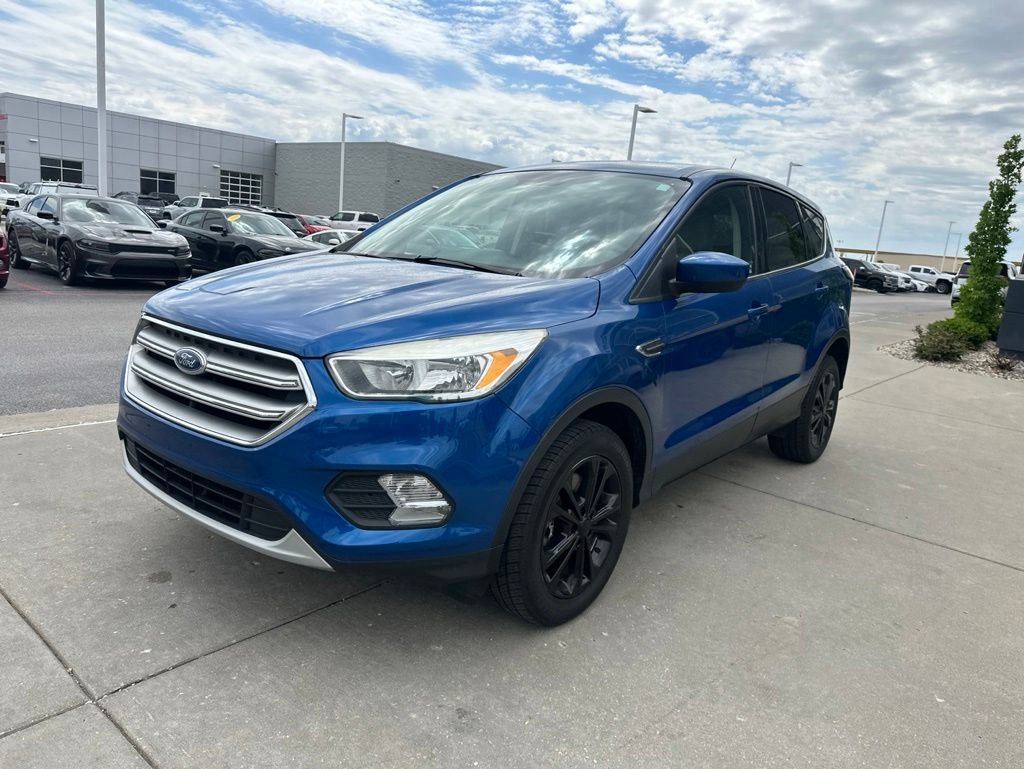 Used 2017 Ford Escape SE AWD/4WD image 4