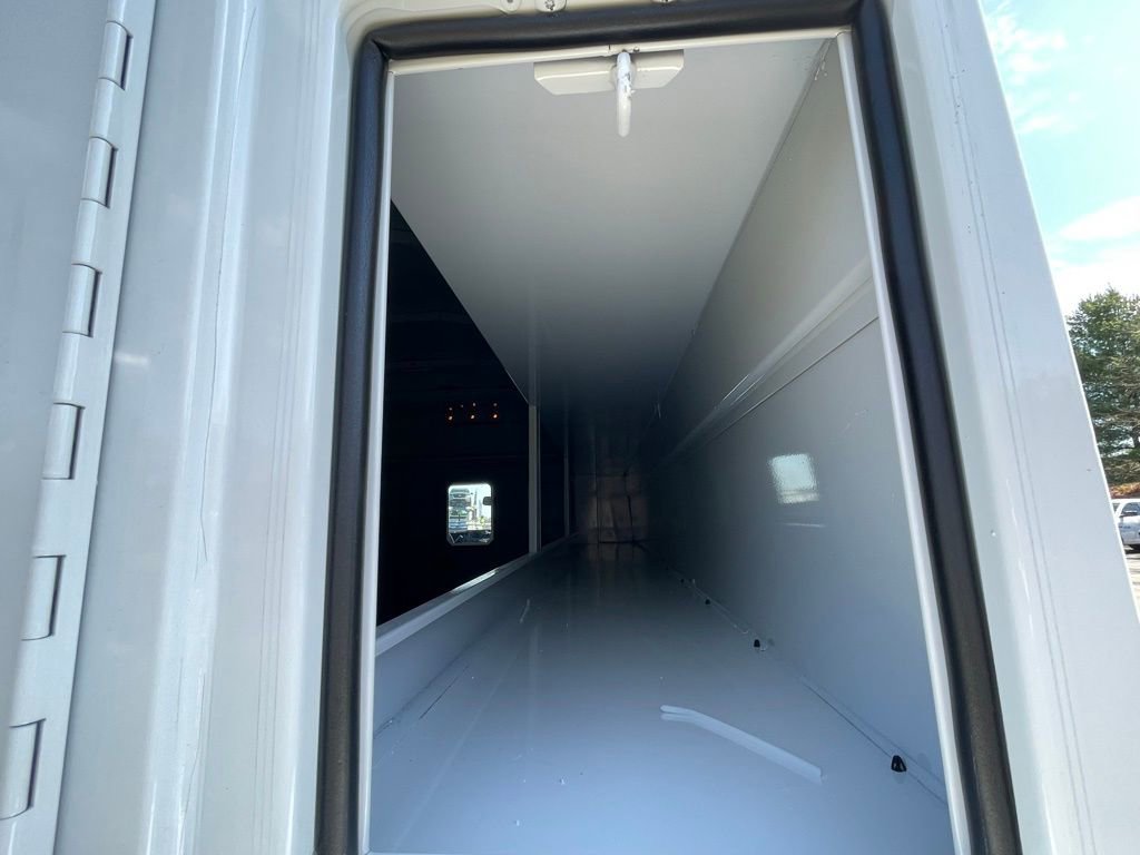 New 2026 Ford E-350 and Econoline 350 Super Duty w/ Power Equipment Group image 32