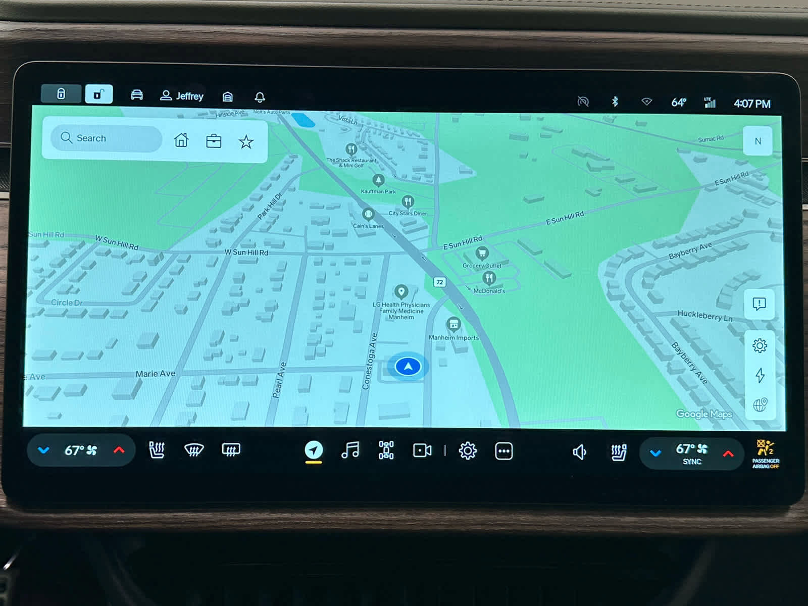 Used 2024 Rivian R1S Adventure image 32