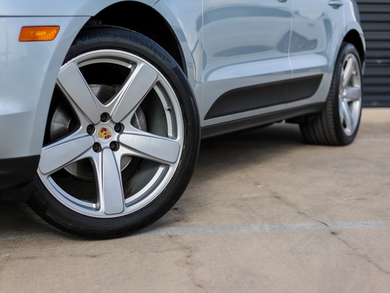 Certified 2019 Porsche Macan image 12