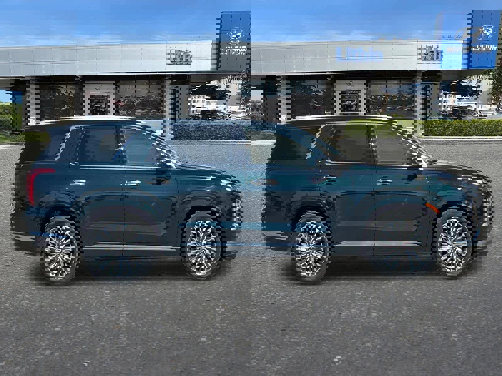 Used 2025 Hyundai Palisade Calligraphy image 9