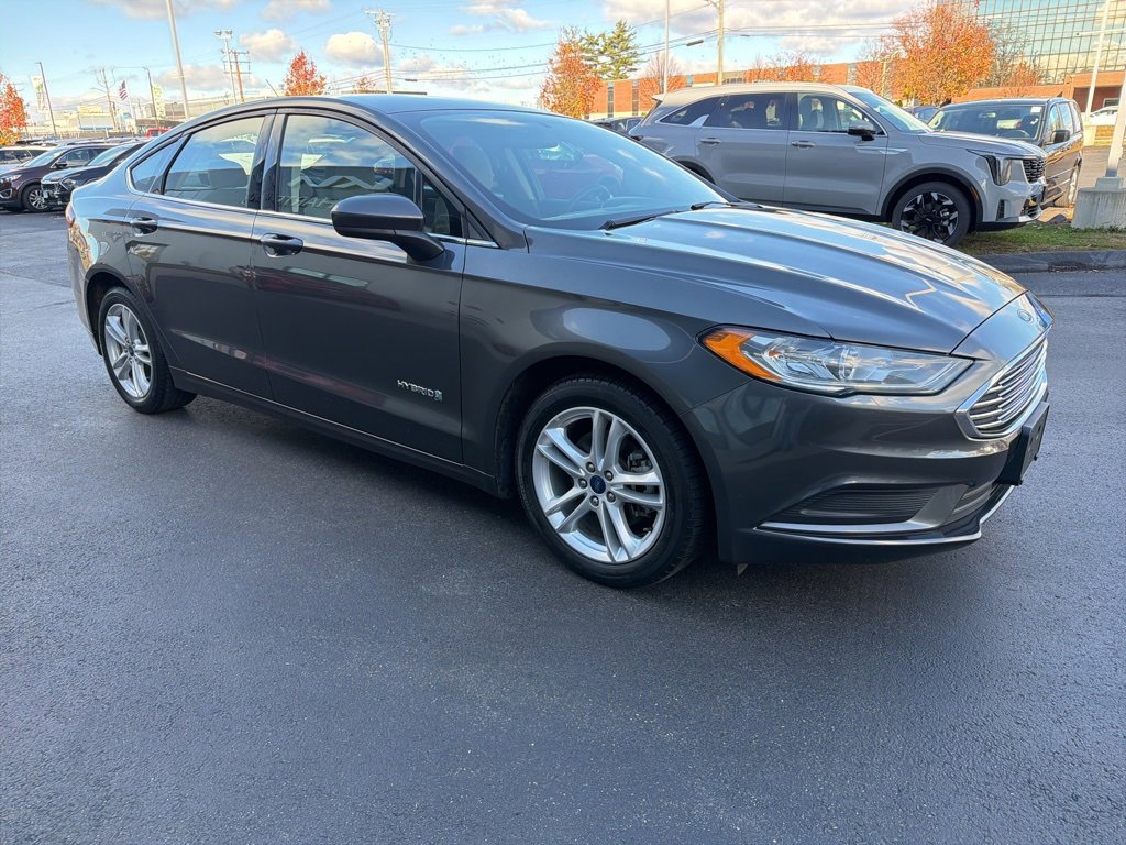Used 2018 Ford Fusion S image 4
