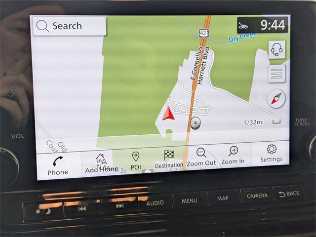 Used 2023 Nissan Pathfinder SL w/ Black Appearance Package image 20