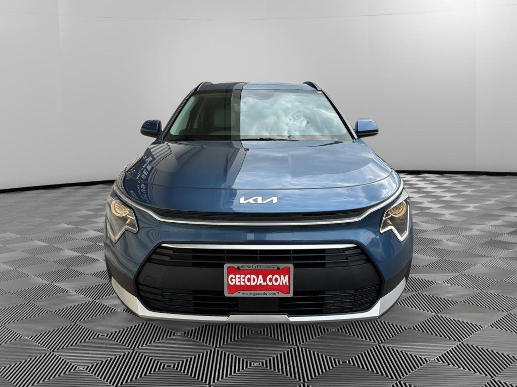 New 2026 Kia Niro EX FWD image 2