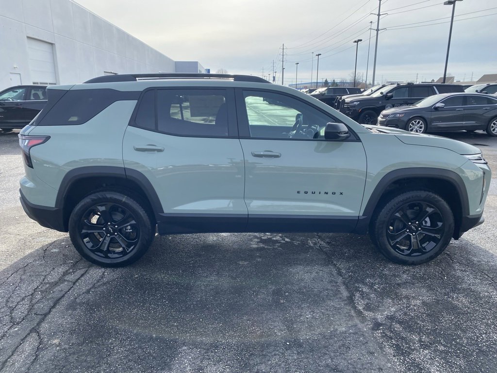 New 2026 Chevrolet Equinox LT w/ Convenience Package II image 8